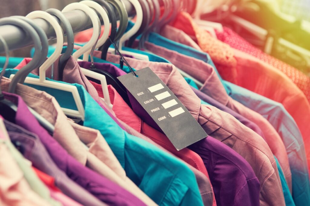 4 Reason You Need Digital Price Tags For Your Fashion Retail Business